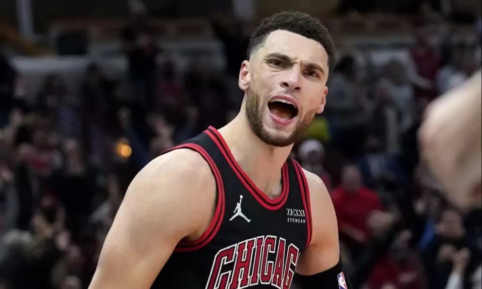 黄蜂击败热火，拉文独得33分