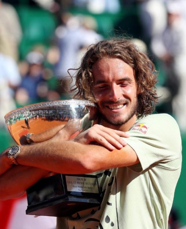 包含年终总决赛绝杀蒙特卡洛大师赛，西西帕斯带队取胜的词条